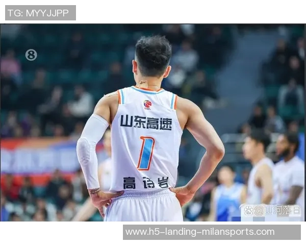 高诗岩：从篮球新星到国家队希望之光的成长之路